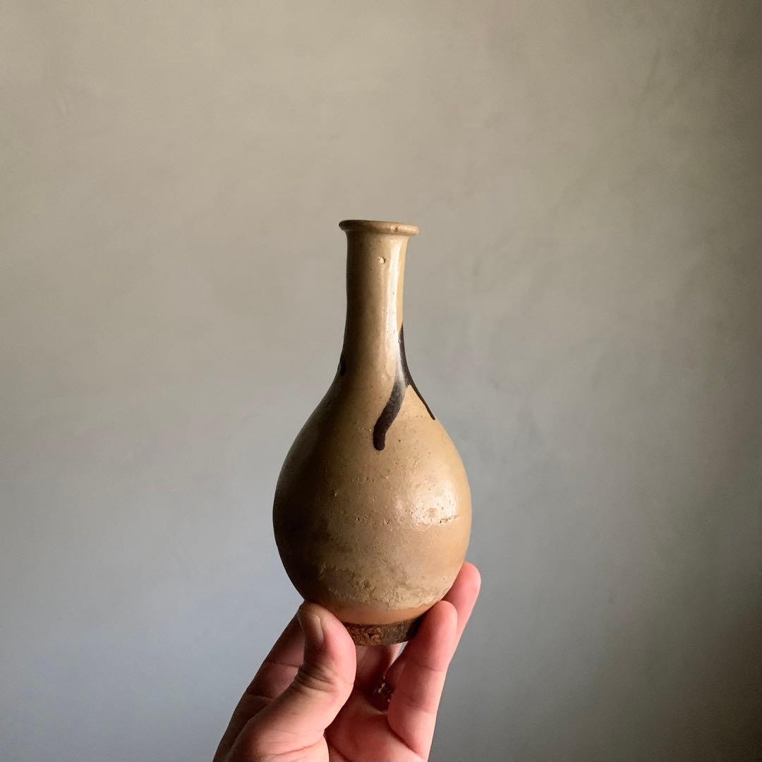 壺屋焼 灰釉褐釉流掛け瓶 18世紀 徳利 壺屋 鉄絵 古美術 琉球美術 湧田焼