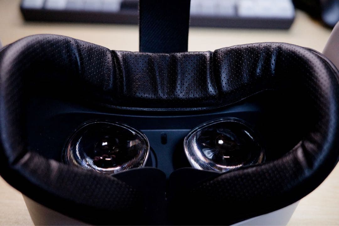  Quest 2 64GB Eliteストラップ付き