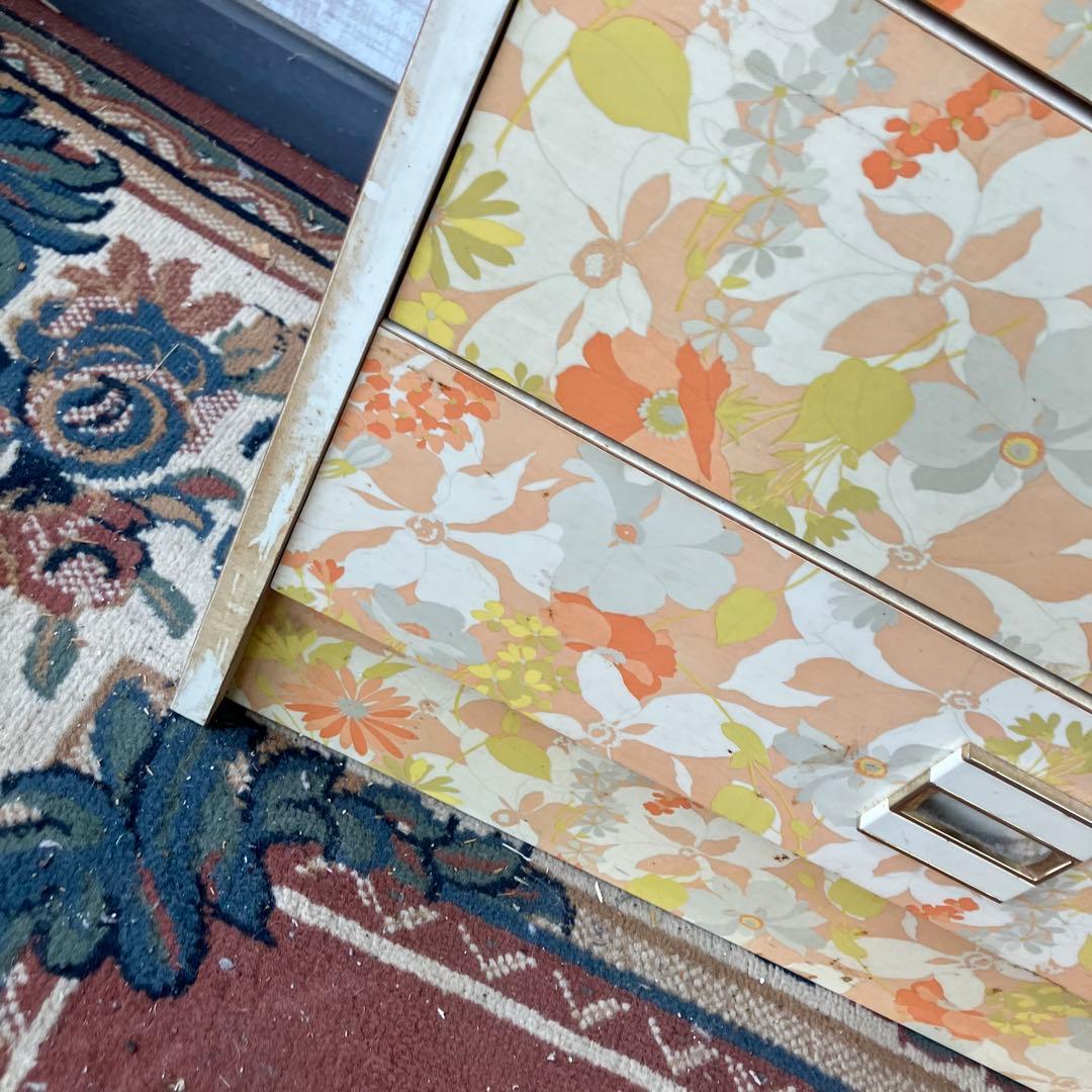 昭和レトロ 花柄 木製チェスト 7段タンス 古家具 ビンテージ ヴィンテージ 橙