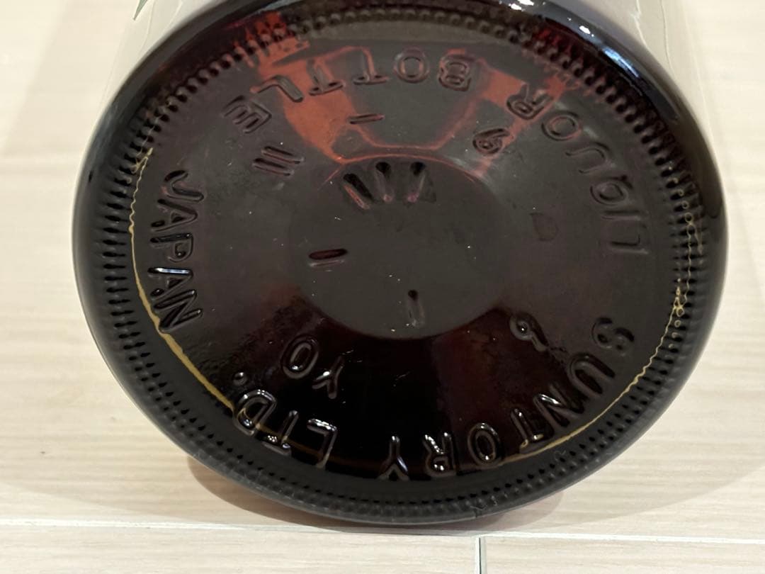 サントリー 山崎10年 ピュアモルトウイスキー　新品未開封品 700ml