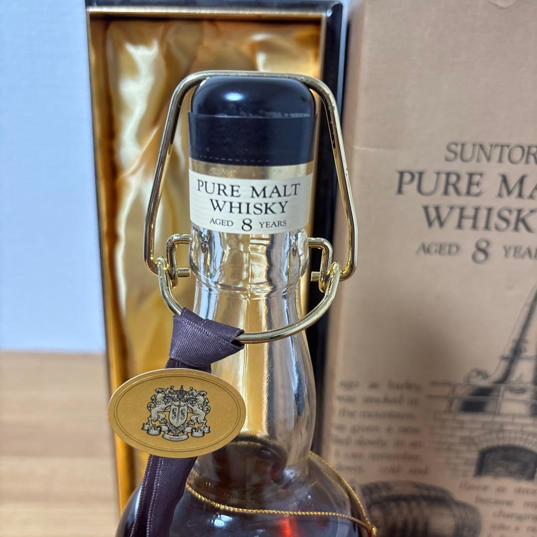 サントリーピュアモルトウイスキー　8年　冊、箱付き　未開封