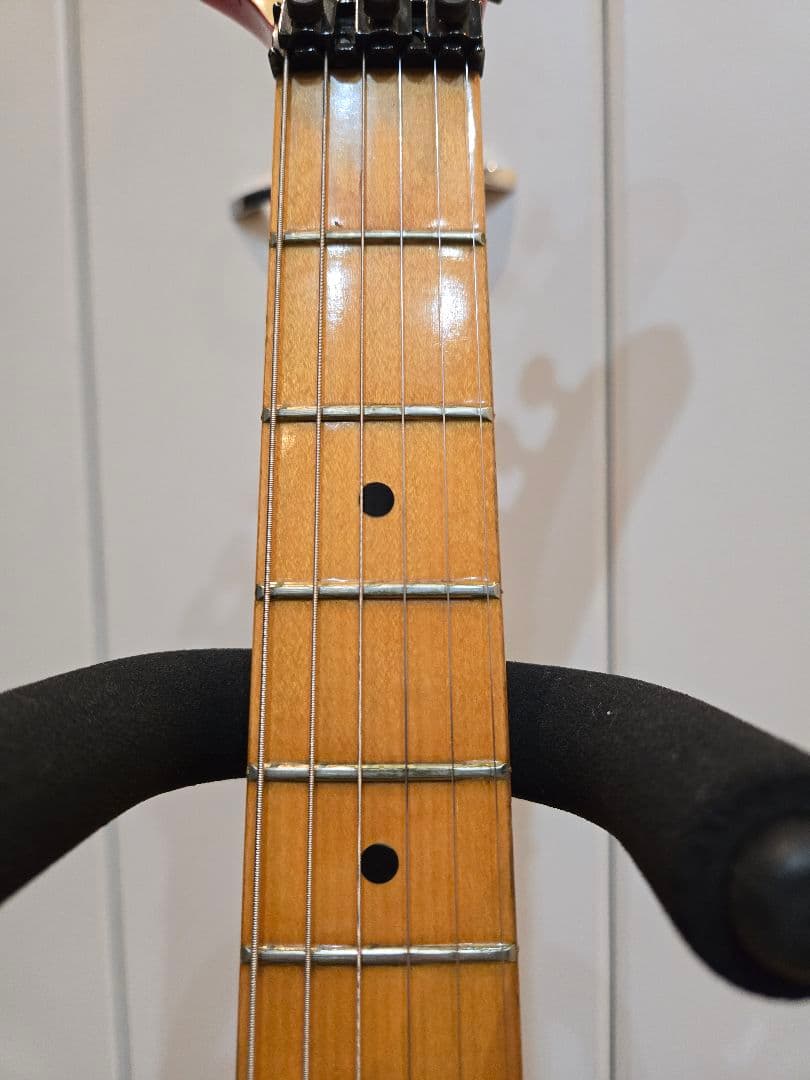 van halen エディ・ヴァン・ヘイレン風 ギター ノーブランド品