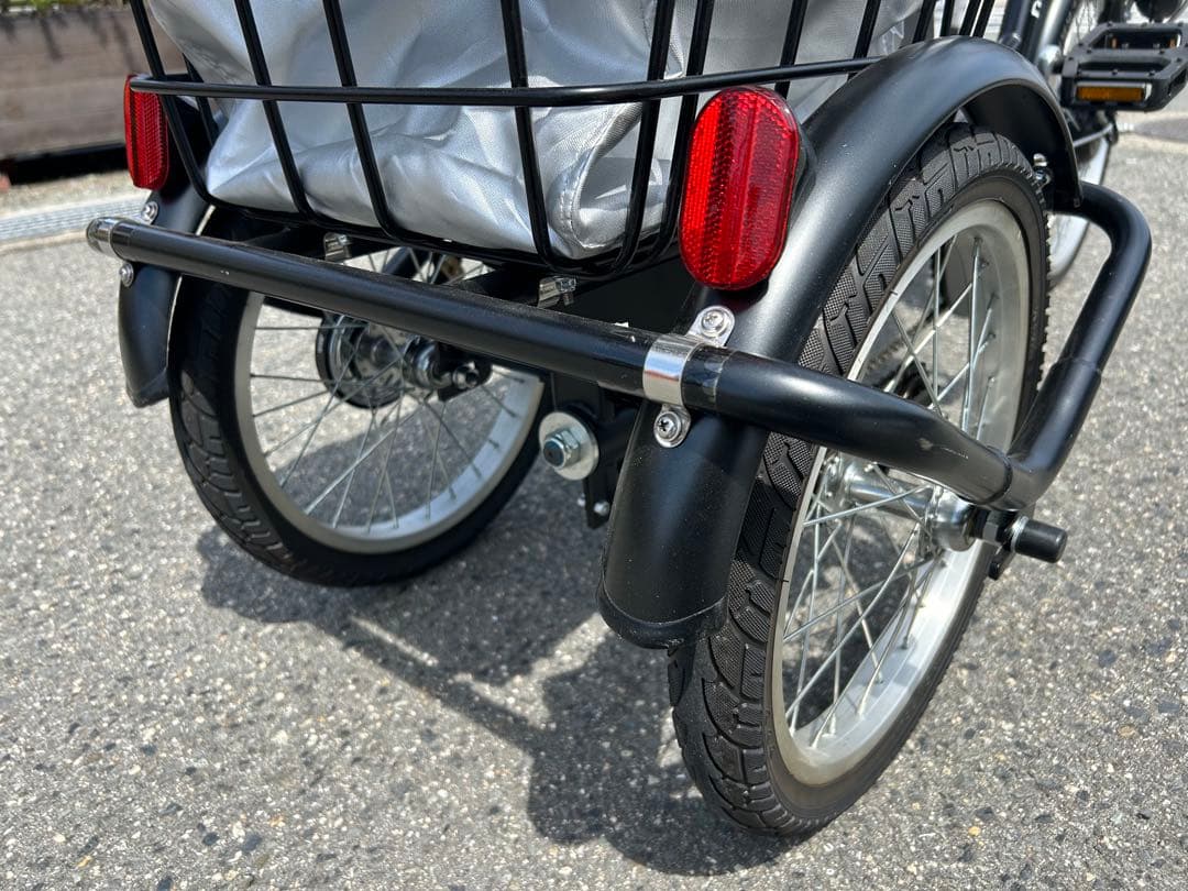 ルパン！神戸市よりミムゴPOTARICLE電動三輪自転車 バッテリー付です