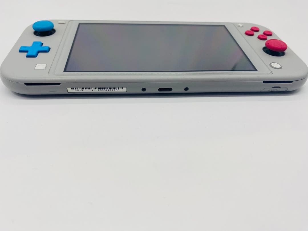 Nintendo Switch Lite　ザシアン・ザマゼンタ　②