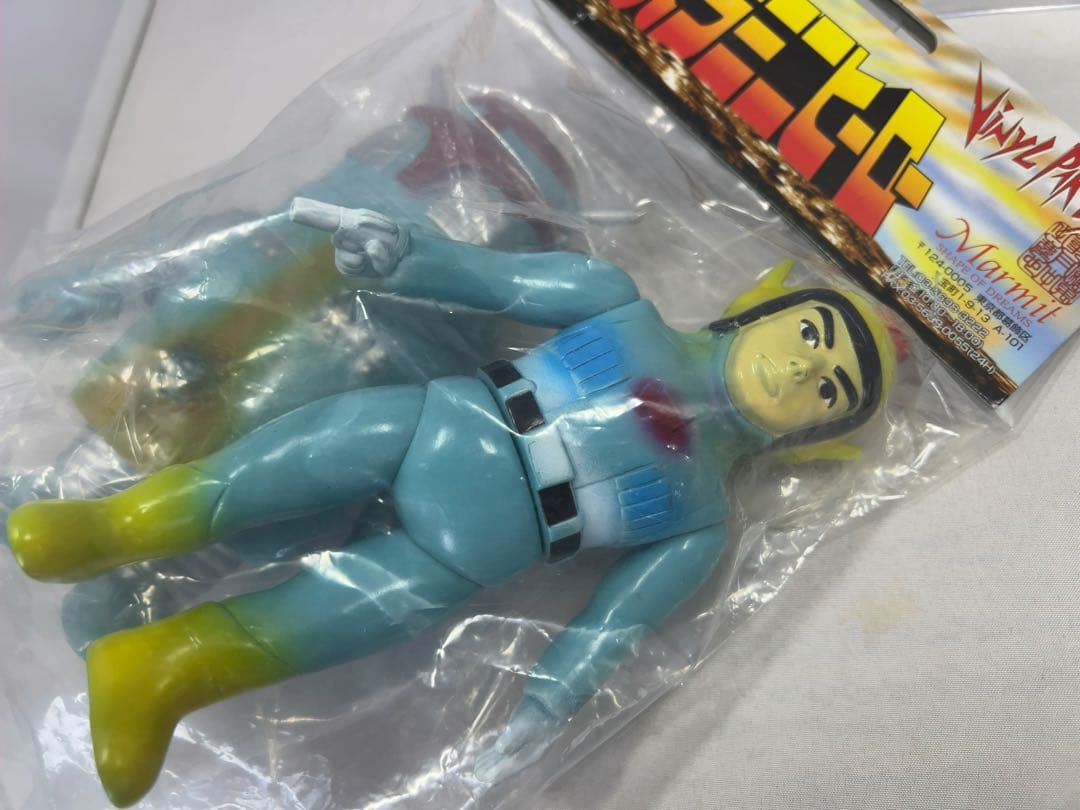 キャプテンウルトラ　ハック　ビニパラミニヒーロー　マーミット