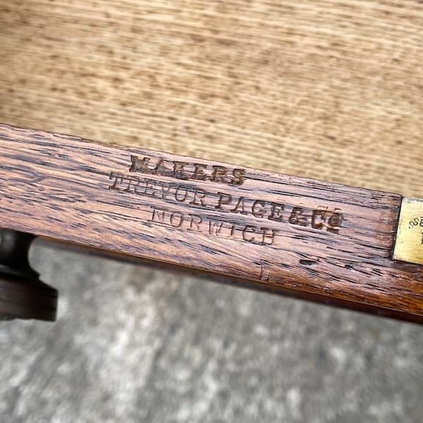 イギリスアンティーク ライティングビューロー　サイドボード　トレバーページ