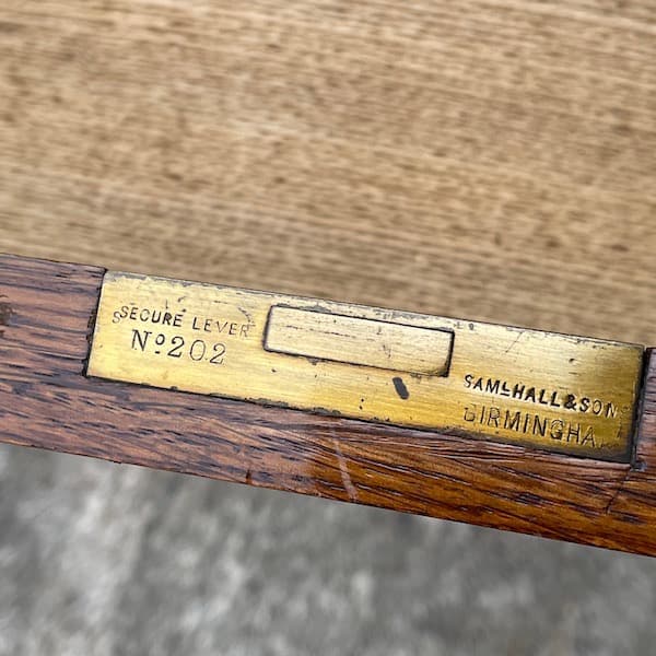 イギリスアンティーク ライティングビューロー　サイドボード　トレバーページ