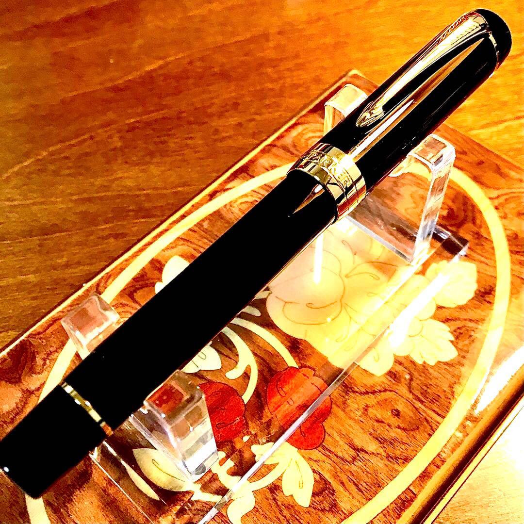 ☆ほぼ新品☆美しいパーカー万年筆デュオフォールドブラックセンテニアルGT(Ｆ)