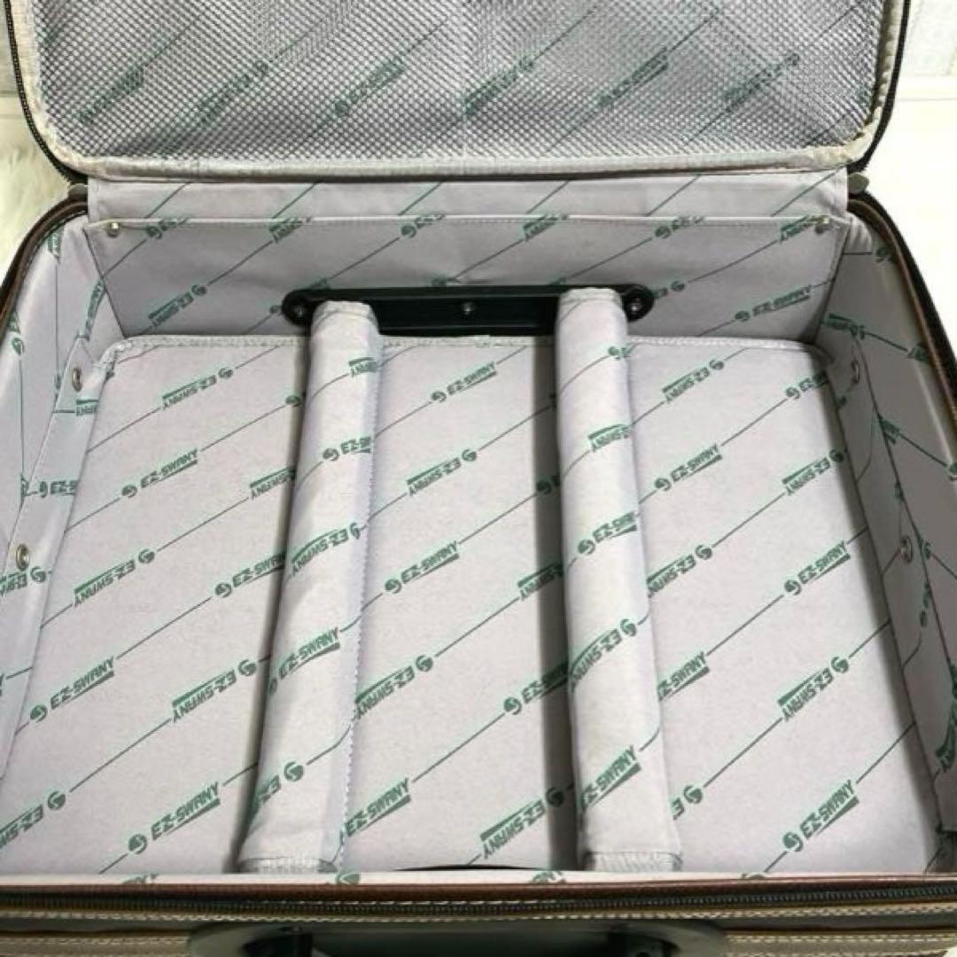 EZ-SWANY　スワニー　小型キャリーケース　4輪　機内持ち込み可　レザー使用