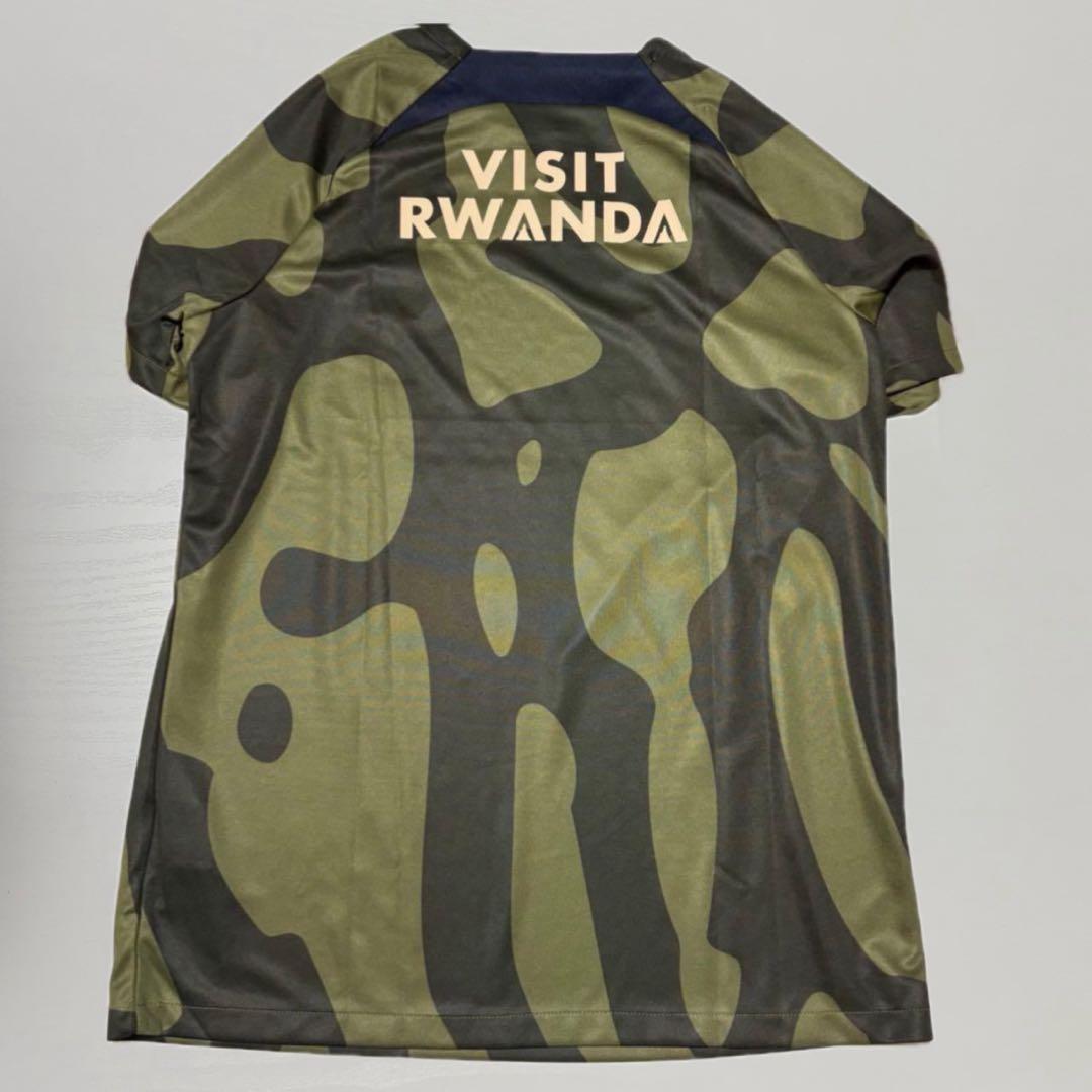 日本未発売 PSG パリの公式ストアで購入　プレマッチシャツ 23-24