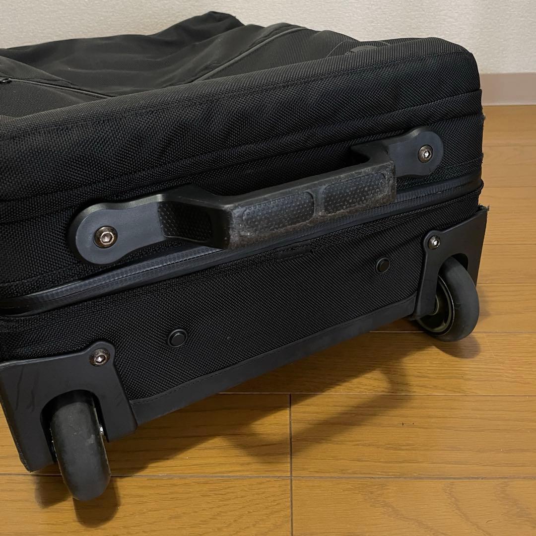 q*o様 「美品 」ノースフェイス　シャトルローラー NM81360 廃盤モデル