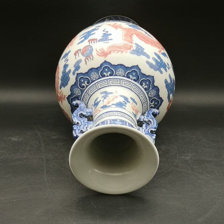 乾隆雲龍紋両耳瓶 青花瓶 景徳鎮 陶磁器 装飾品 現代工芸品 美術品 置物