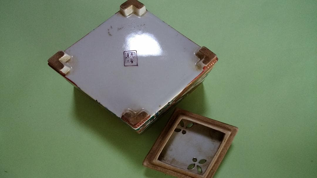 九谷庄三　菱形香炉