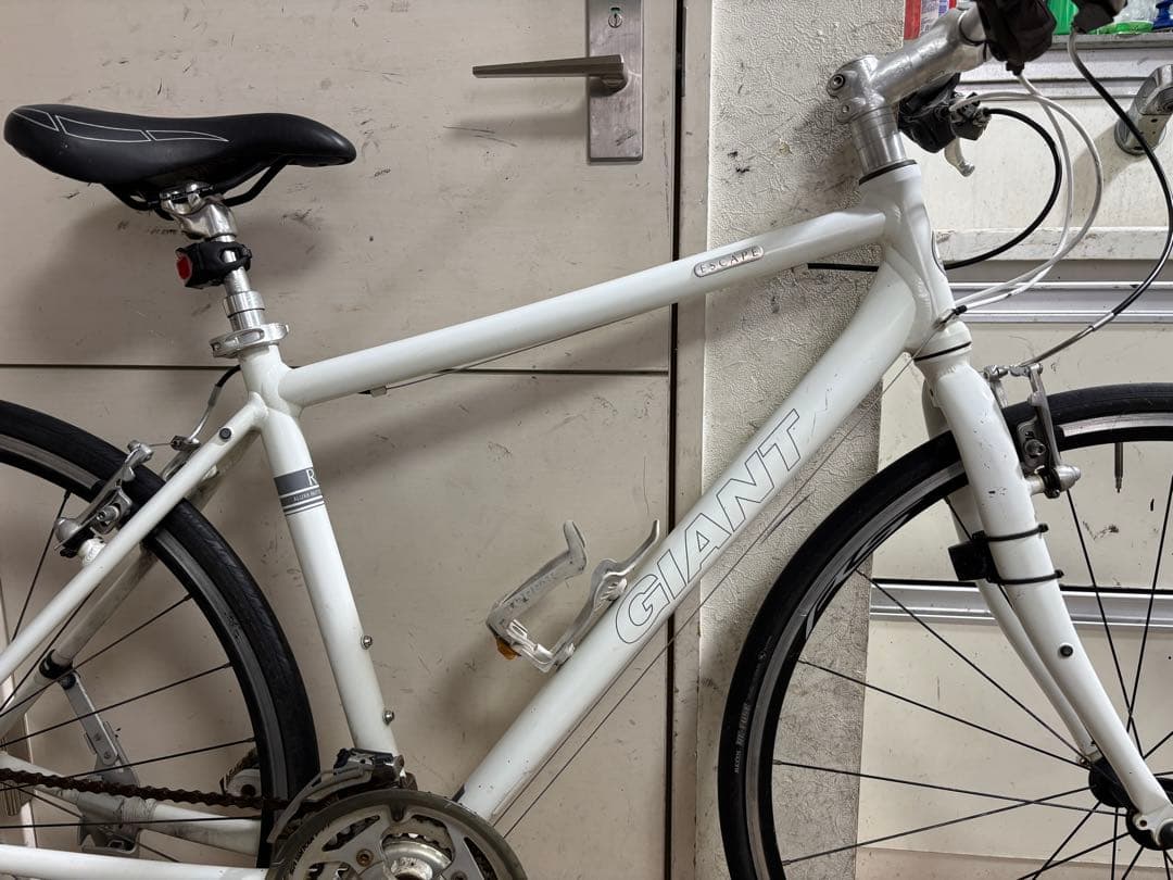 GIANT ジャイアント　エクケープＲ3 クロスバイク