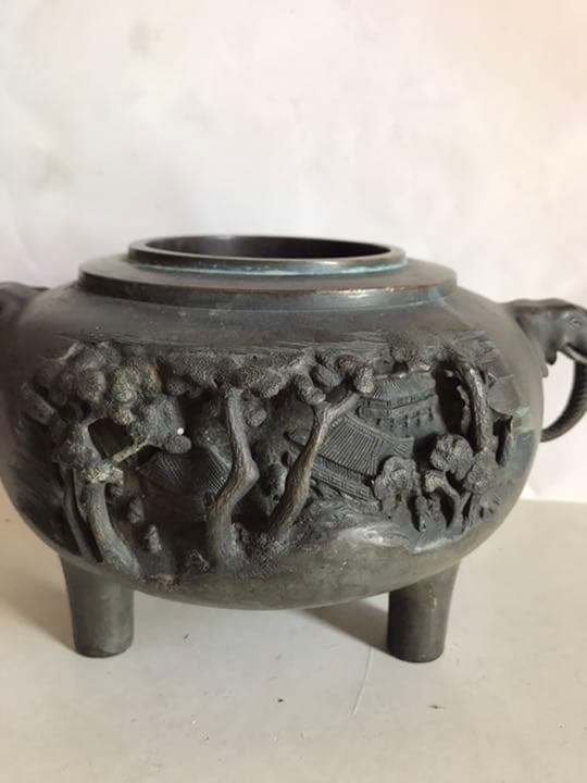 香爐，明治金工長谷川摄津掾晴定作古銅製，極細工，高11cm幅20cm重1600克