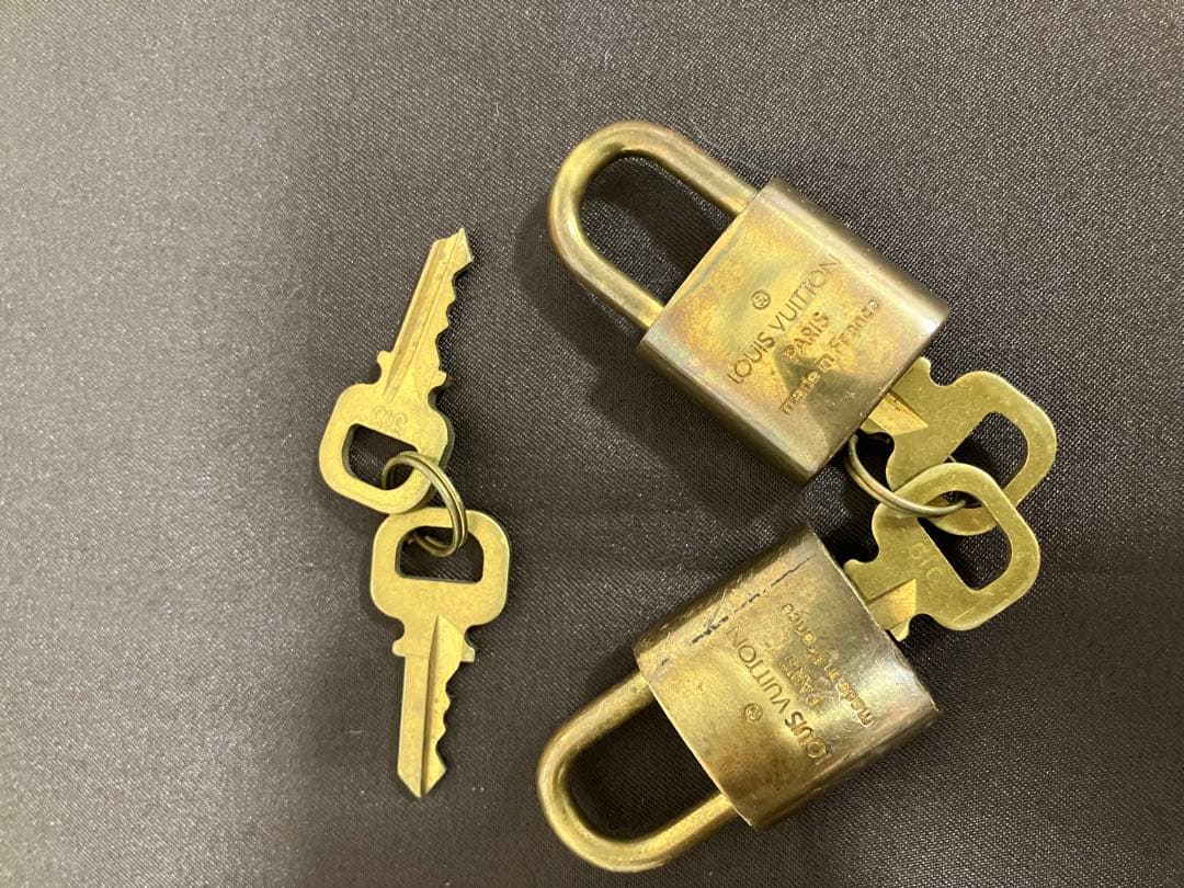 LOUIS VUITTON ルイヴィトン パドロック カデナ 南京錠 セット