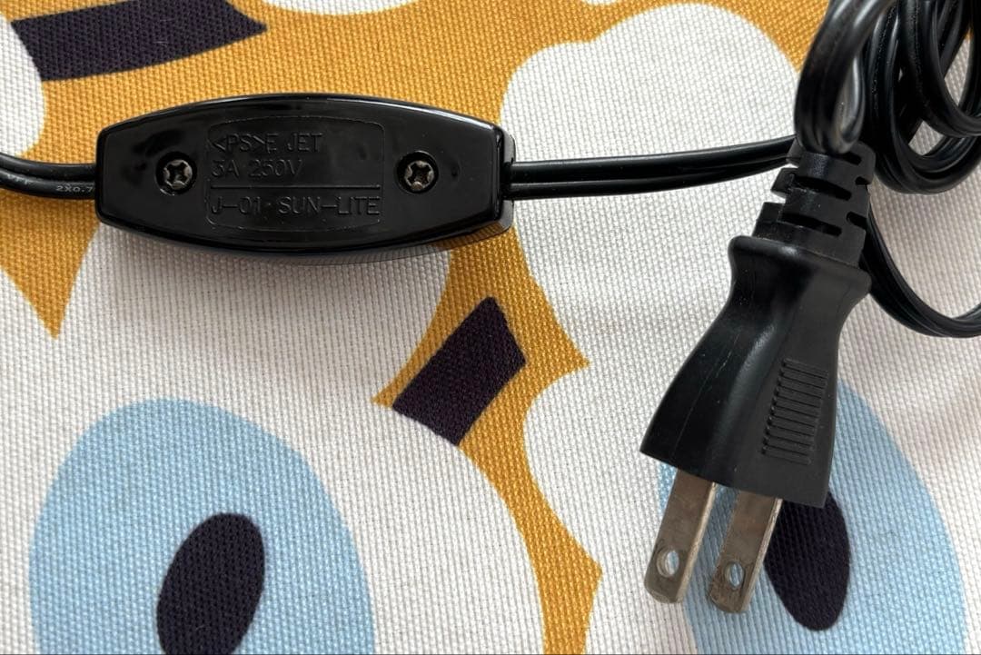 希少✩.*˚東京ディズニーランド TOONTOWN ミッキーの手 スタンドライト