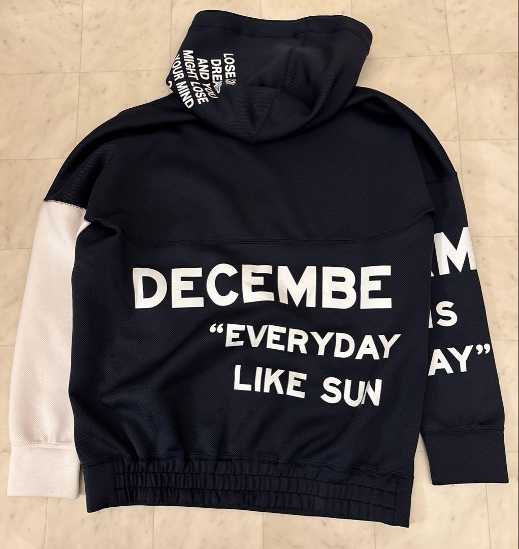 DECEMBERMAY ディセンバーメイ　ユニセックス1 パーカー　フーディ