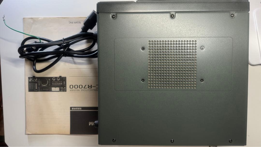 ☆アイコム　ICOM IC-R7000 広帯域受信機 ジャンク☆