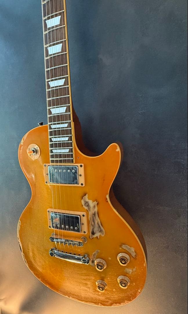 レスポールタイプ　エイジド エレキギター