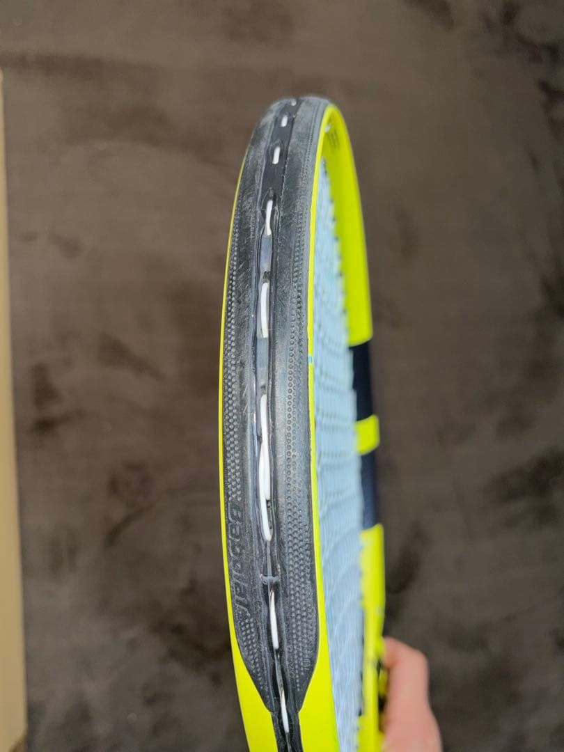 Babolat ピュアアエロ 2019 G2