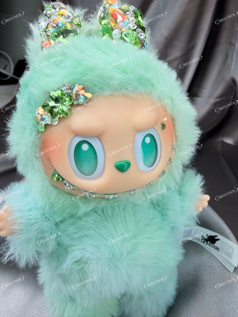 スワロフスキー　イニシャル　ラブブ　エナジー　PIN FOR LOVE I