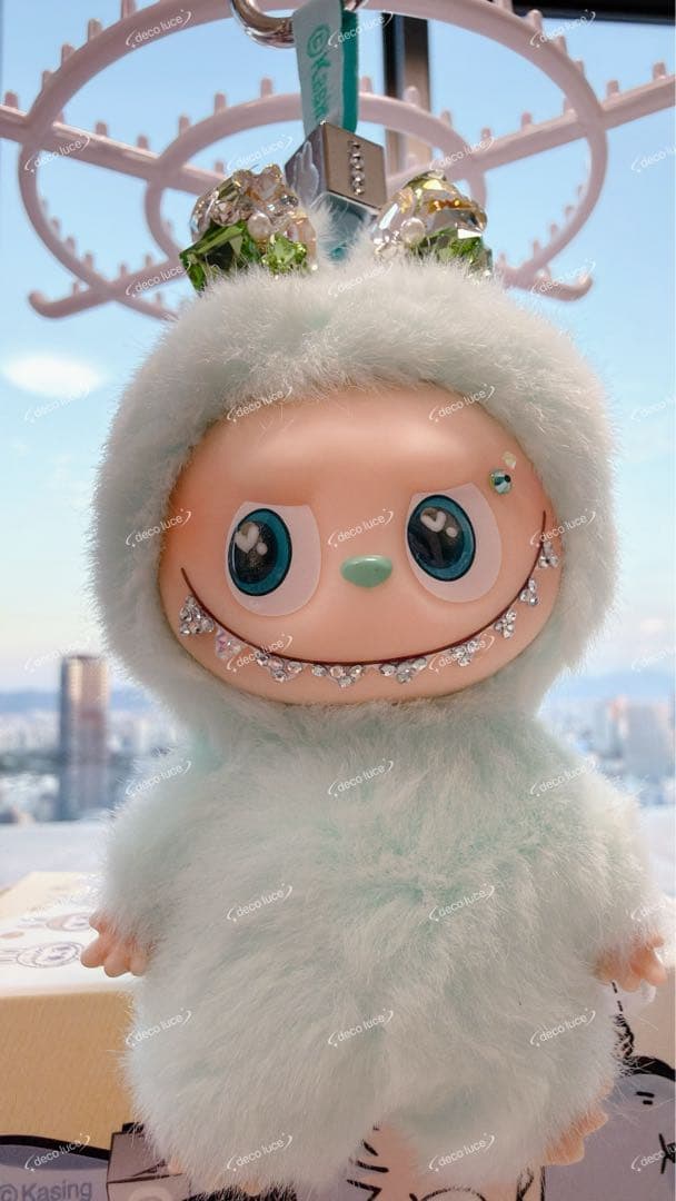 スワロフスキー　イニシャル　ラブブ　エナジー　PIN FOR LOVE I