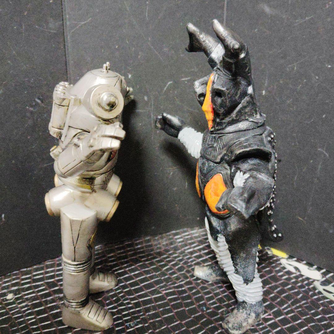 しんウルトラ怪獣旧型絶版ソフビカネゴン.ガラモン.タッコング.初代宇宙人