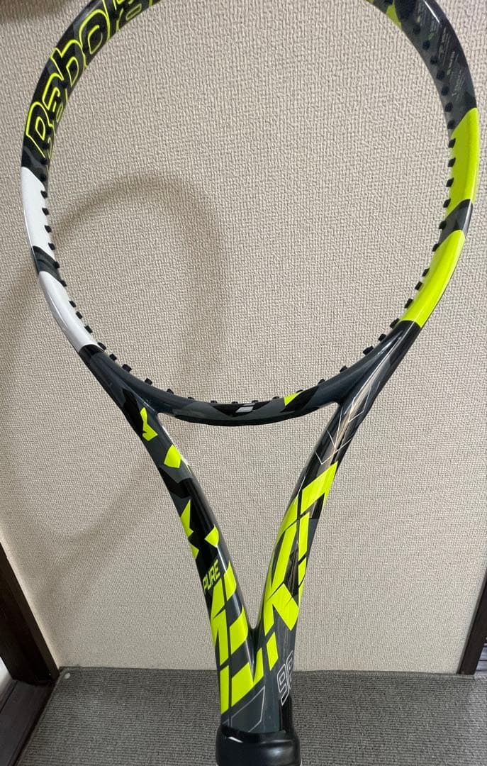 Babolat ピュアアエロ98 グリップサイズ2