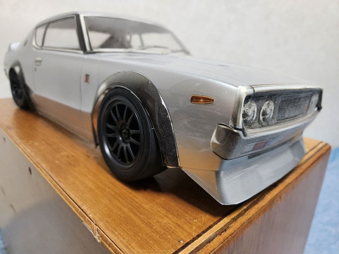 スカイライン 2000 GT-R　ケンメリ KPGC110 　ラジコン　ボディ