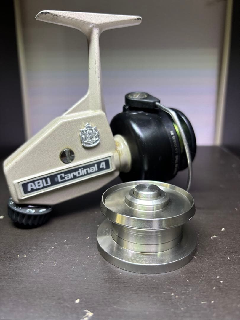 ABU Cardinal 4スピニングリール⭐️注目