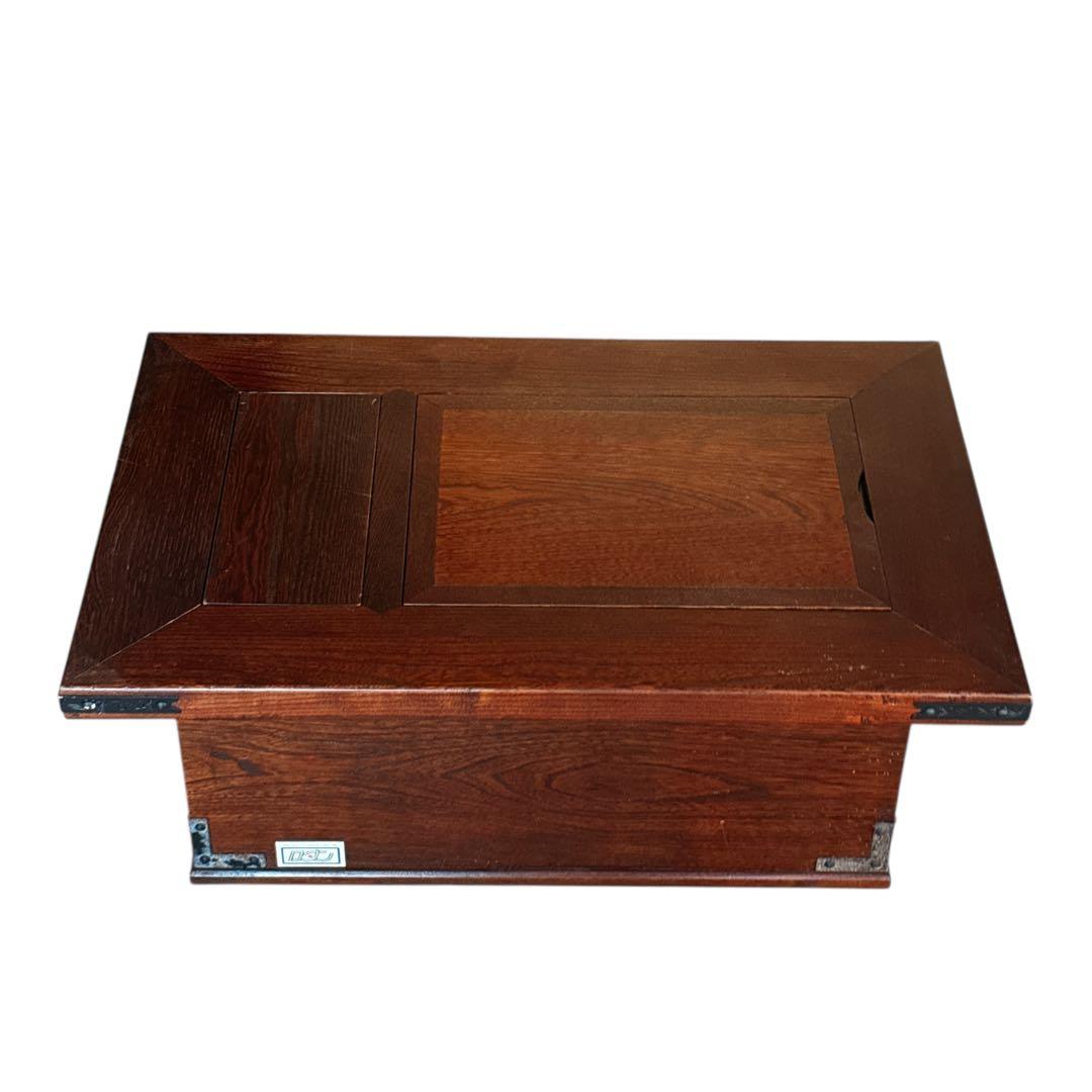 ロダン　中古　国産民芸家具　四隅の金具　火鉢囲炉裏、関西火鉢、木製