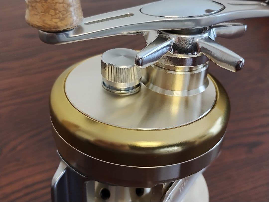 ダイワ　DAIWA　ミリオネア　CVZ205