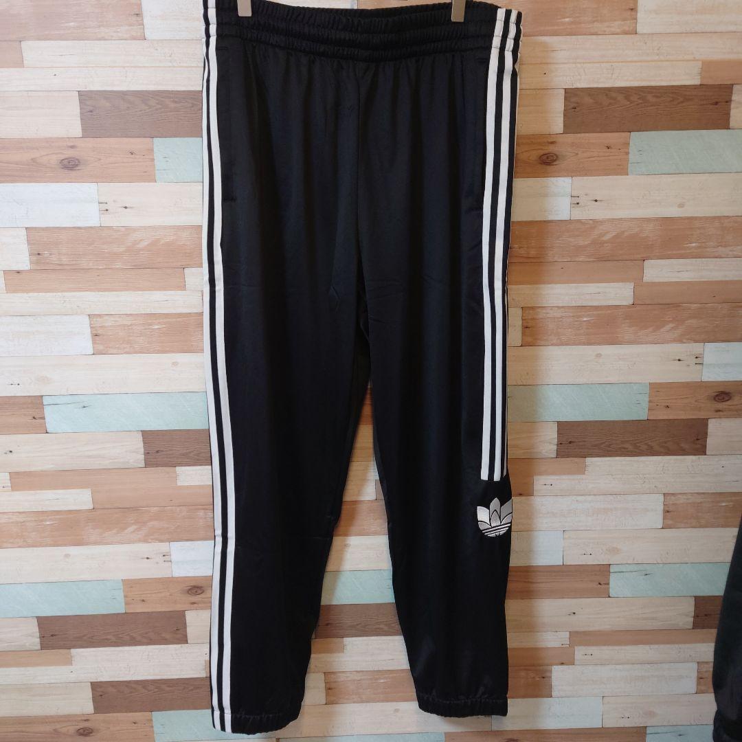 新品 adidas オリジナルス トラックジャケット セットアップ ブラック