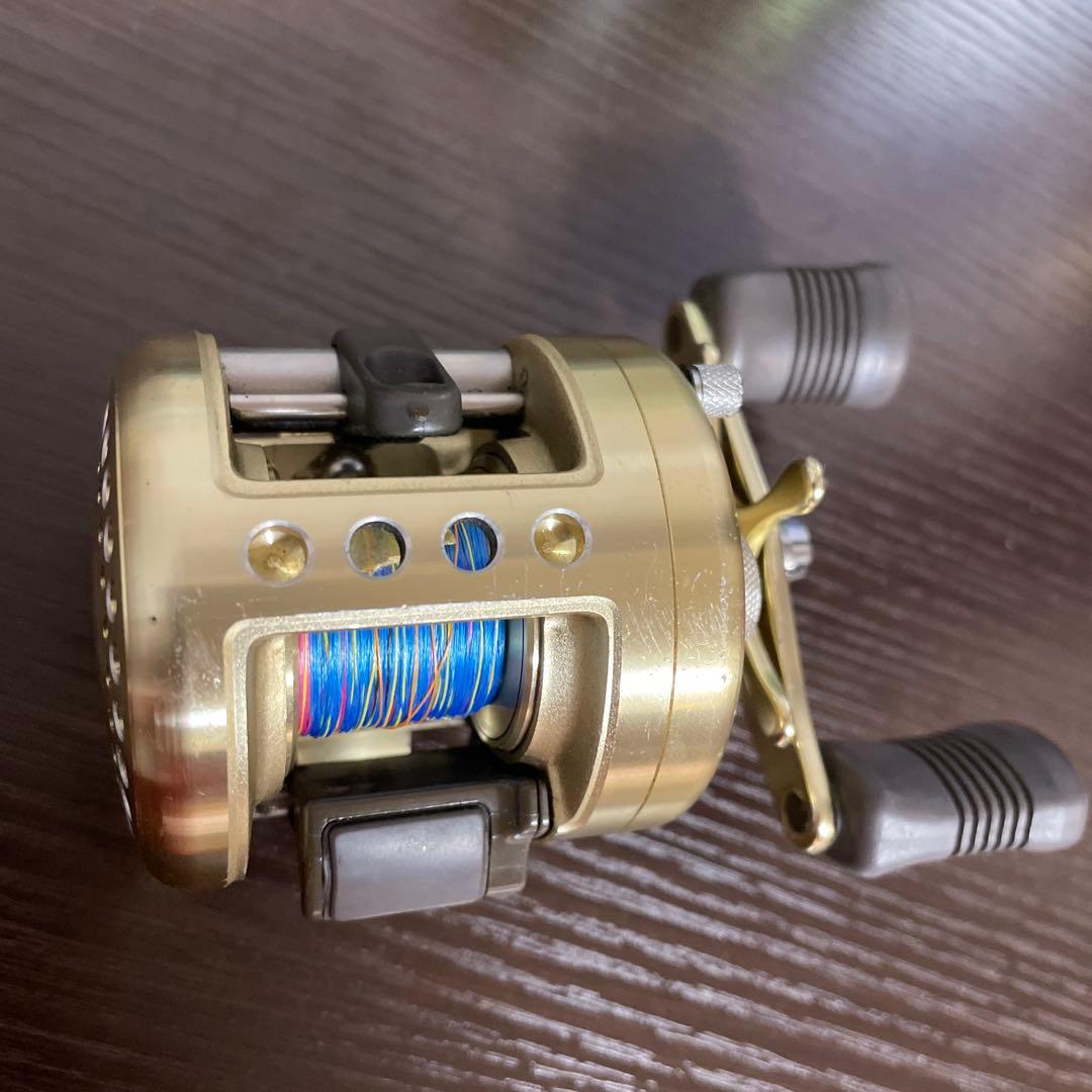 CALCUTTA 101XT シマノ カルカッタ ブラックバス