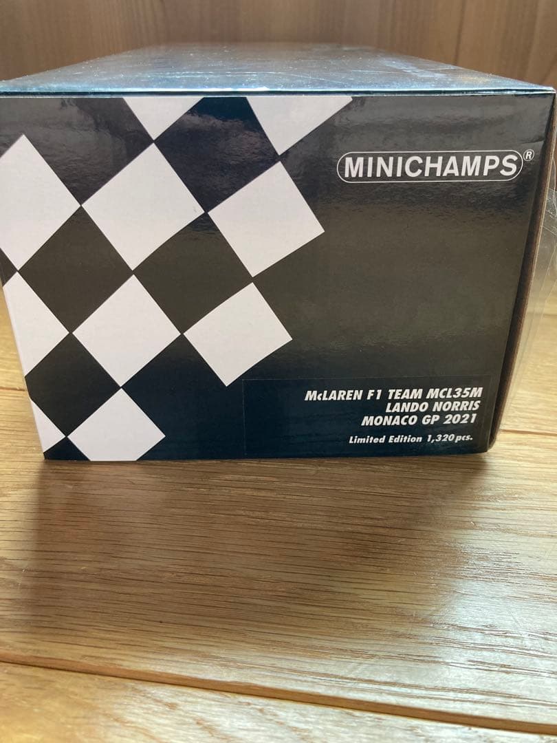 ミニチャンプス1/18 2021 ランドノリス F1 ガルフ　Gluf