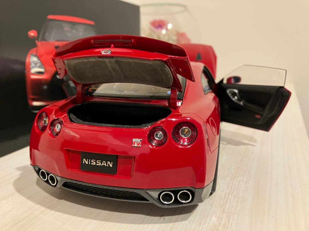 1/18 京商 日産 スカイラインGTR R35 Premium