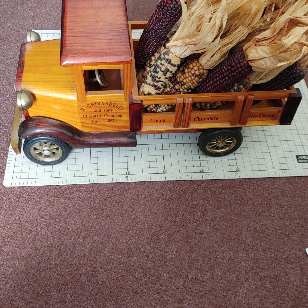 GHIRARDELLI ギラデリ サンフランシスコ　チョコレートトラック　USA