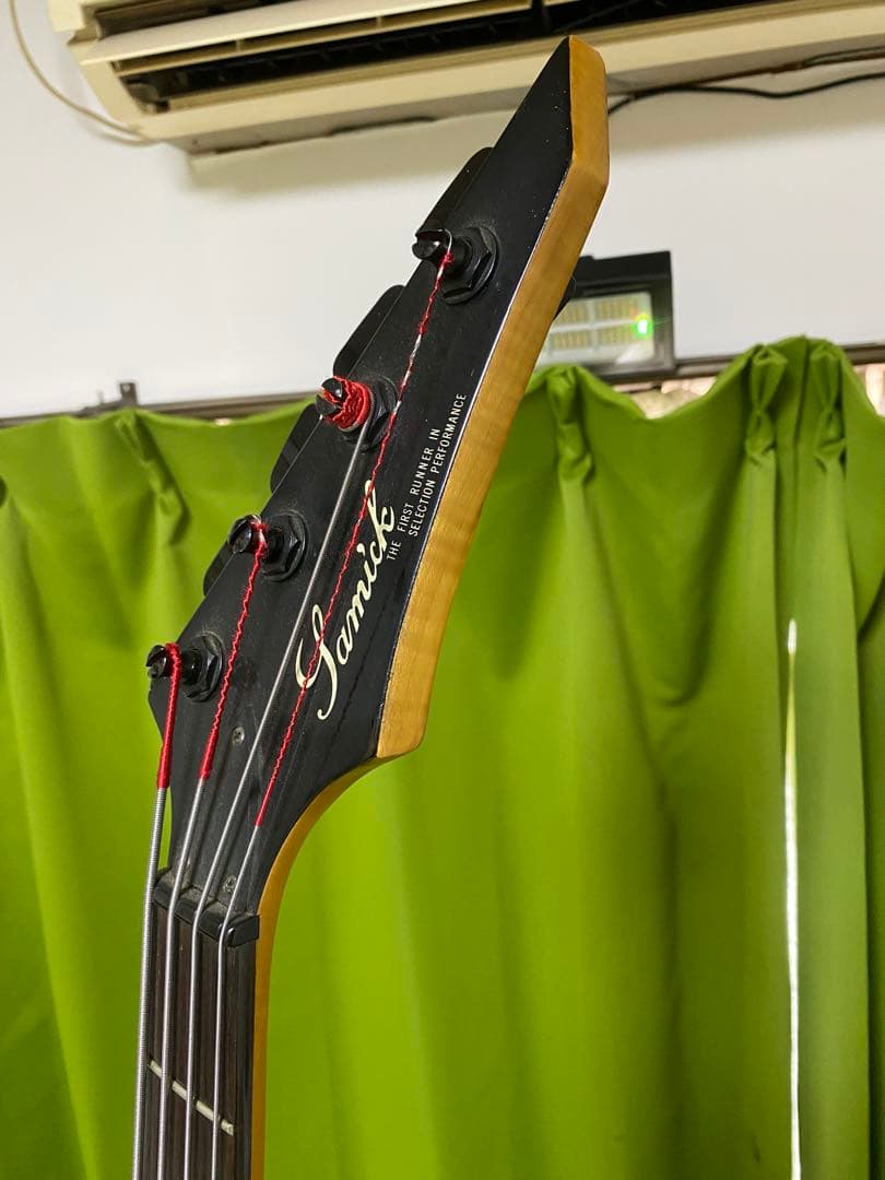 B*D様 クリスマス特価　SAMICK ワーロック warlock 　変形エレキ