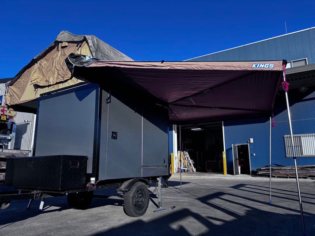 キャンパートレーラー　軽カーゴトレーラー