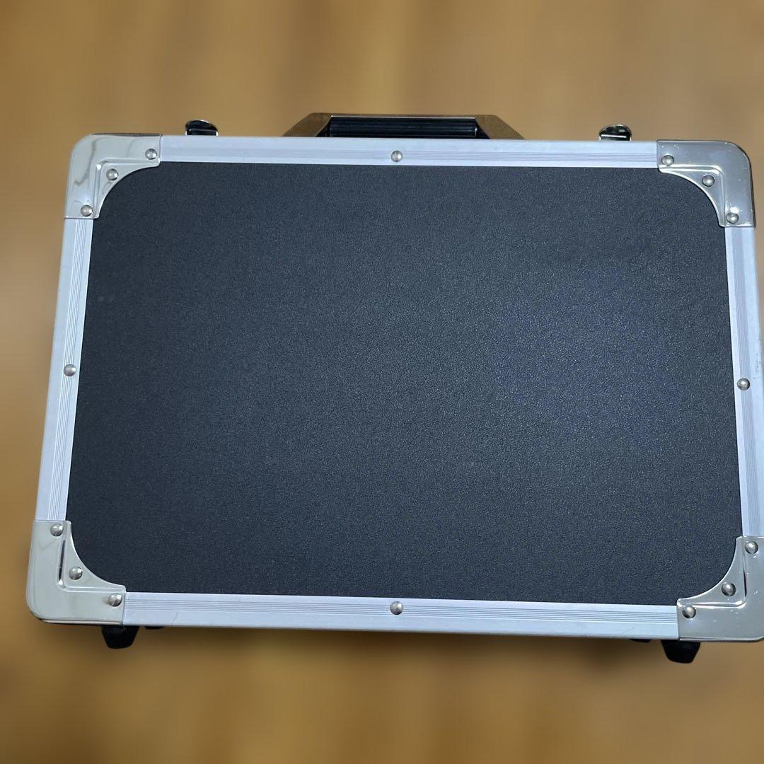 【まとめ売り】エフェクター、エフェクターボード、アダプター、パッチケーブル