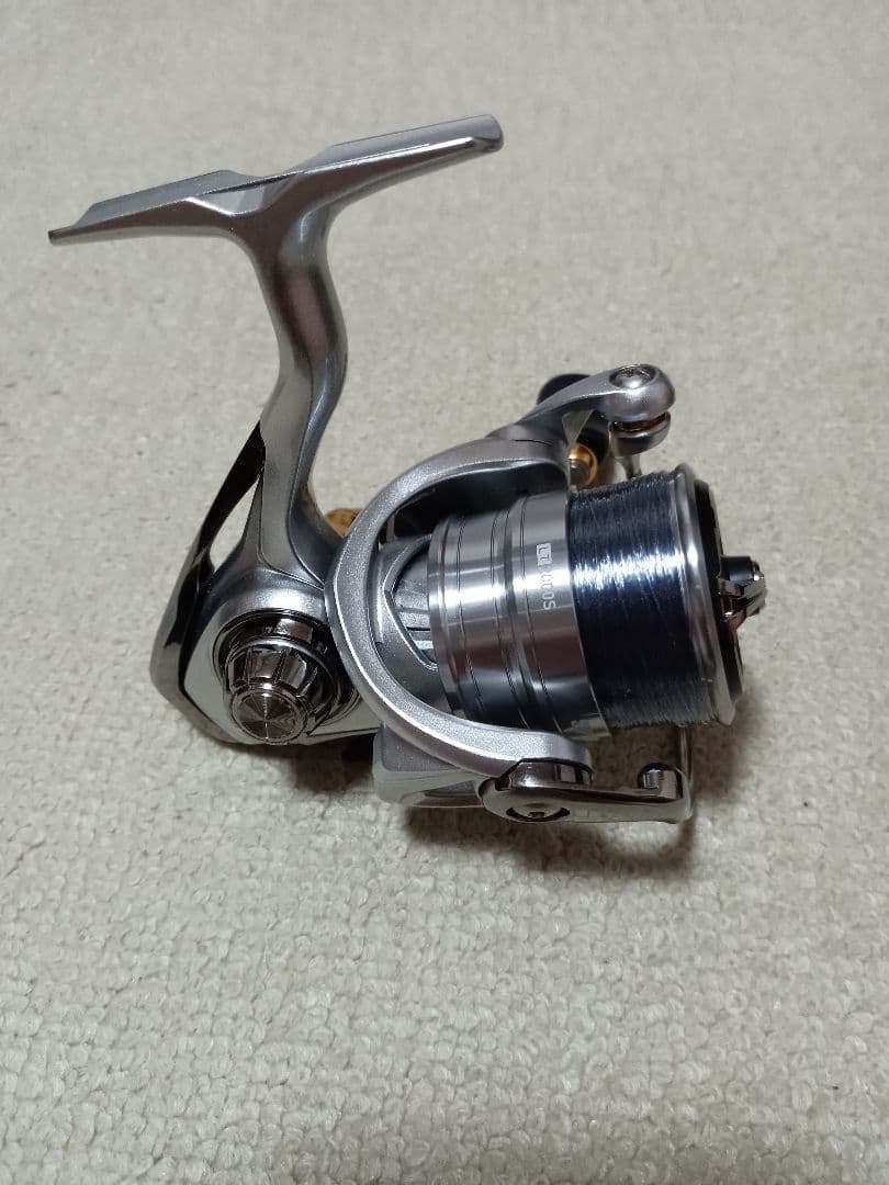 ダイワ２１フリームス2000S XH 未使用カスタム品　スプール付