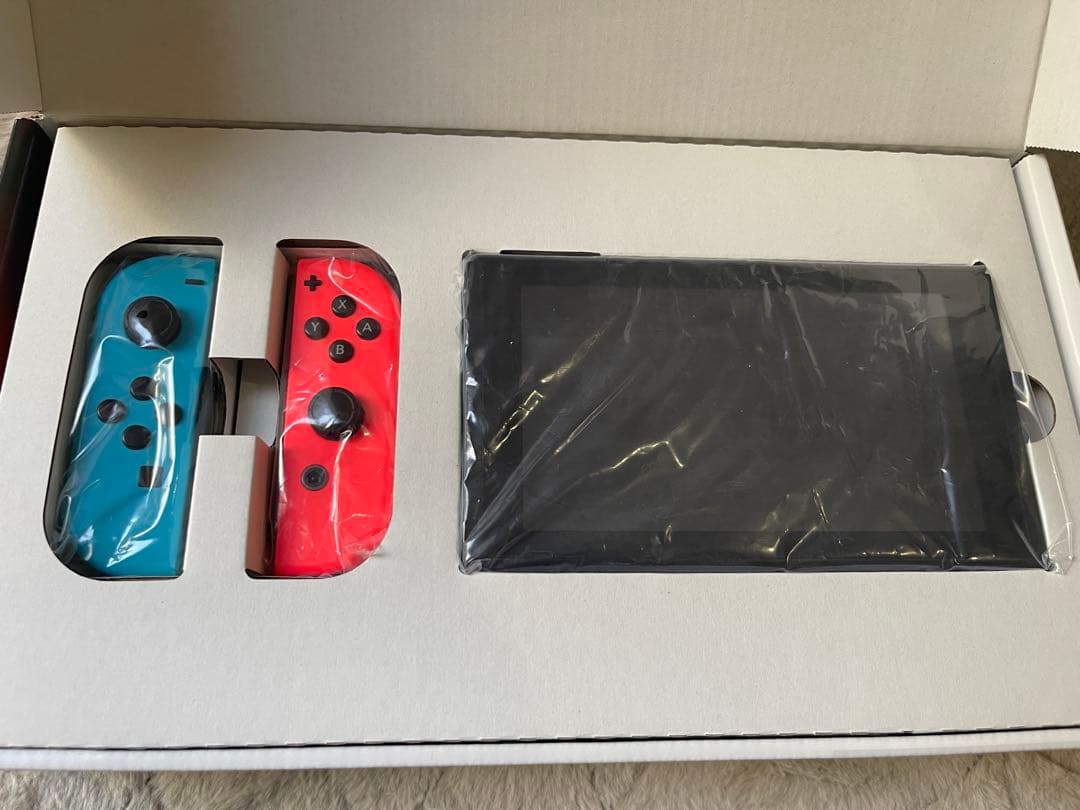初代Nintendo Switch 青/赤(＋おまけJoy-Con)⭐︎