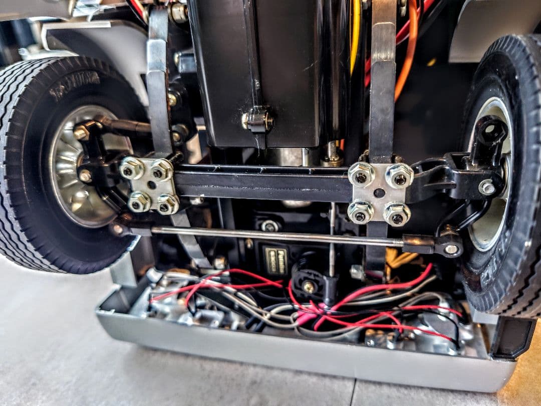 1/14 タミヤ メルセデスベンツ 1838LS ライト点灯 動作確認済み