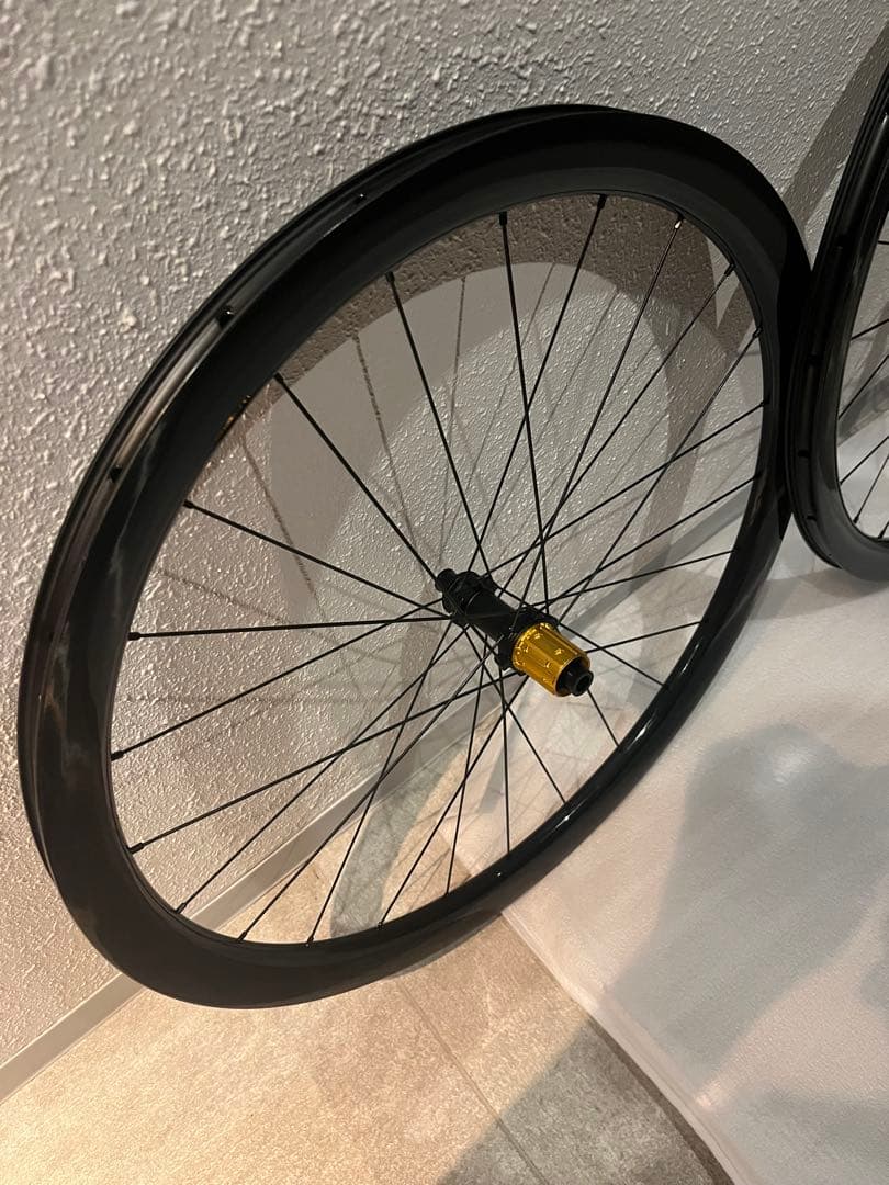 新品 送料無料 カーボンホイール 超軽量 高剛性 1359g