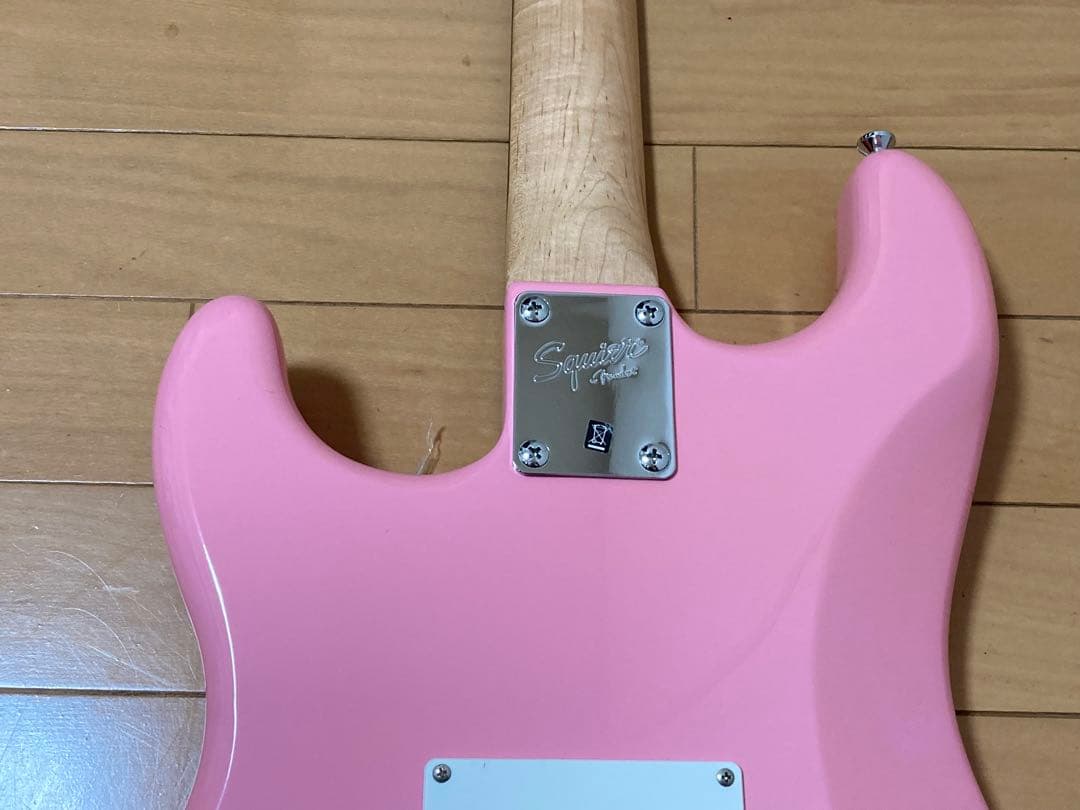 【値下げ！】エレキギター SQUIER BULLET STRAT 純正ケース付