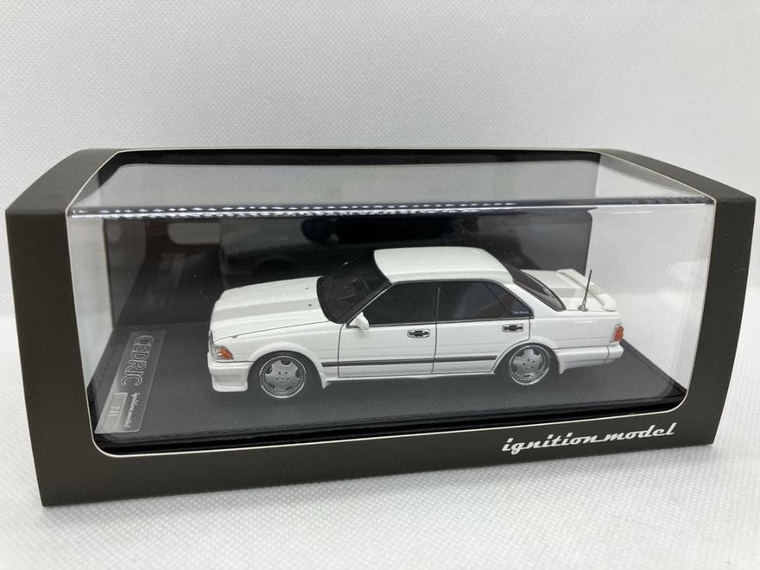 ★1/43★ニッサン セドリック グランツーリスモ SV★Y31★ホワイト★日産