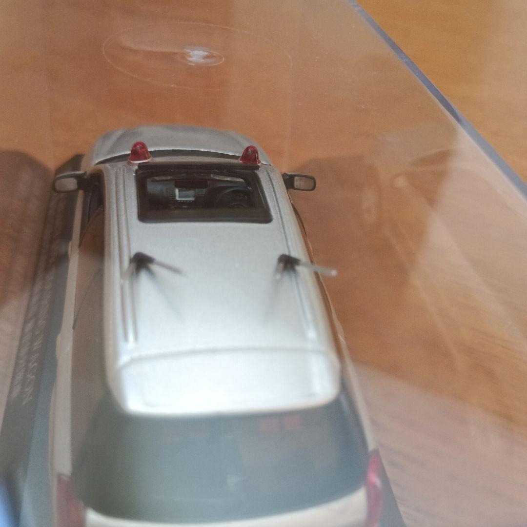 レイズ 1/43 警視庁交通部交通機動隊車両 スバル レガシィワゴン 3.0R