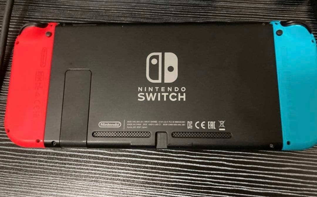 任天堂Switch本体　箱付き