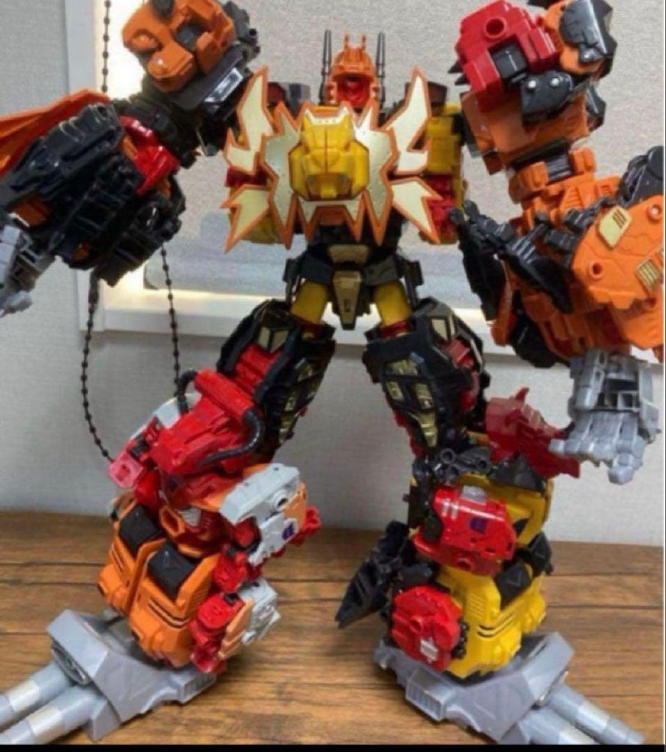 非正規 トランスフォーマー プレダキング風　巨大サイズ